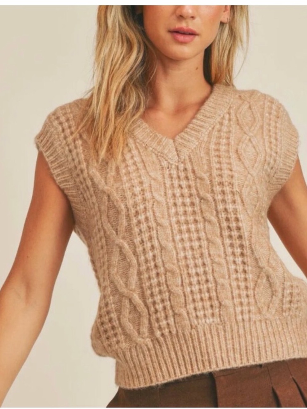 Sadie & Sage Taupe Cable Knit V-Neck Sweater Vest